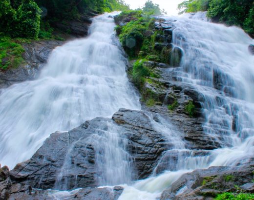 Wisata Air Terjun Madakaripura