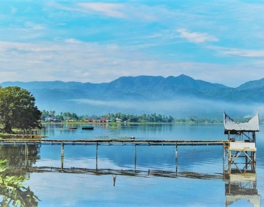 Keindahan Danau Singkarak