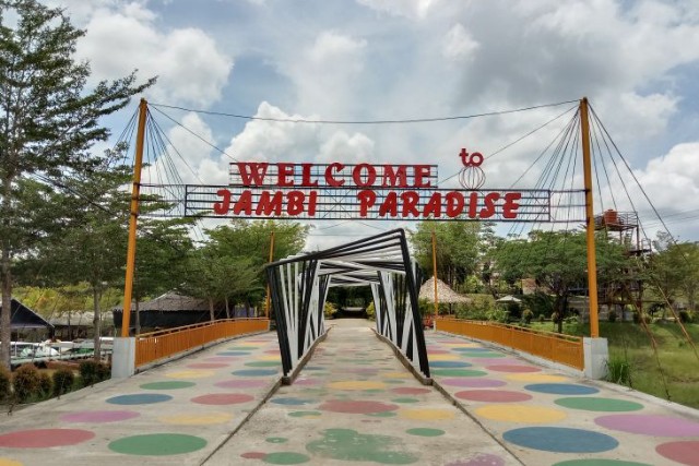 Wahana Jambi Paradise: Taman Air Seru di Jambi Terbaru